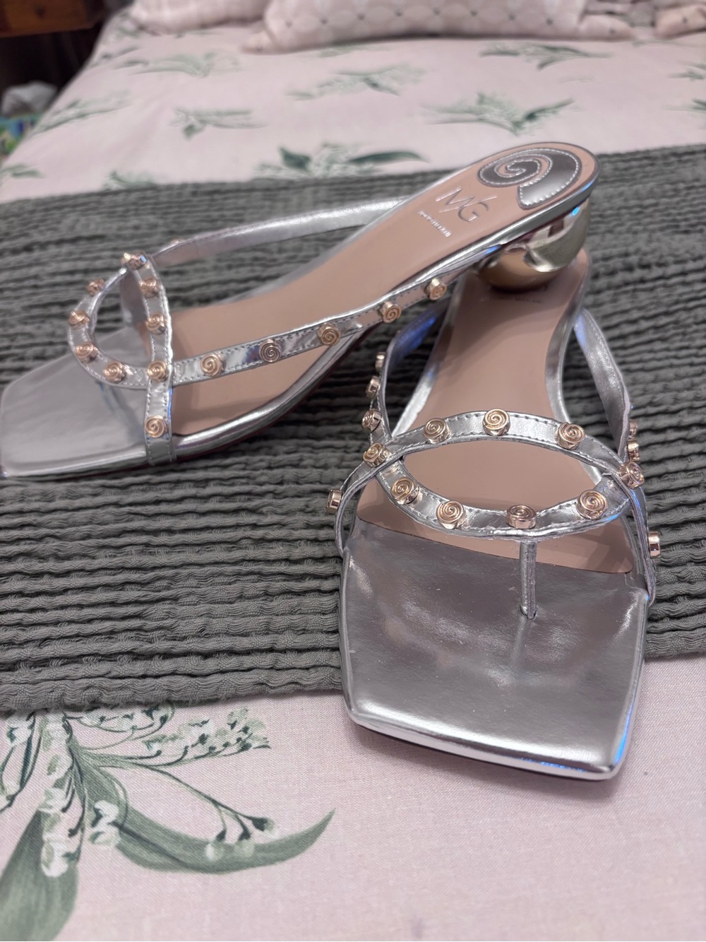 Antonio Melani x M.Gemi Silver Embellished Heeled Sandals Size 10 - Picture 2 of 7